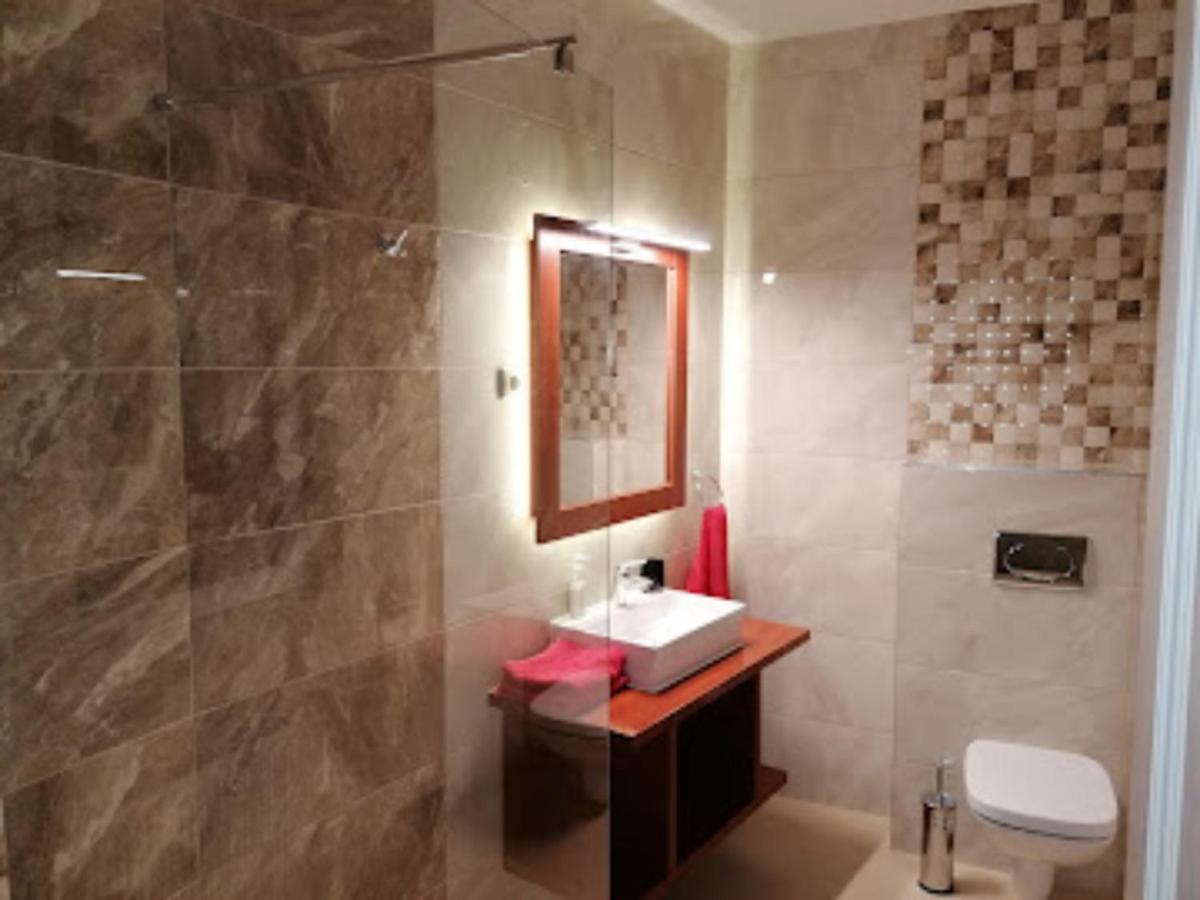 Staff Guest House Nyíregyháza المظهر الخارجي الصورة