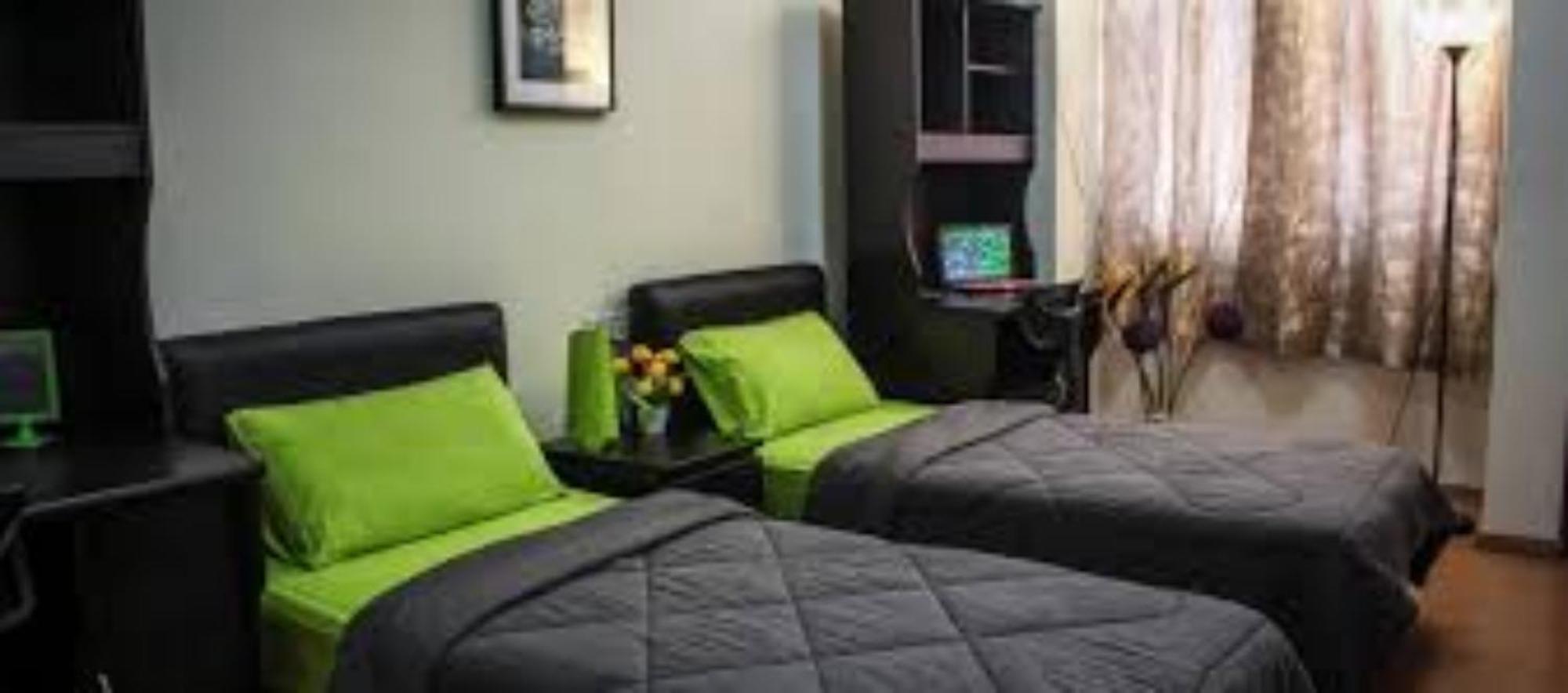Staff Guest House Nyíregyháza المظهر الخارجي الصورة
